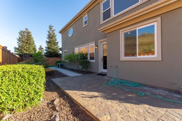 $1,450,000 | 628 Stephen Court, Benicia, CA 94510
