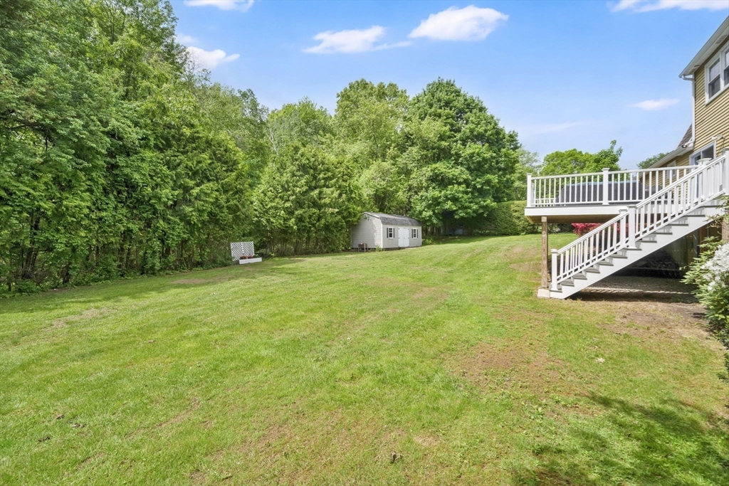51 Lantern Lane West Springfield, MA 01089 - Photo 38 of 42