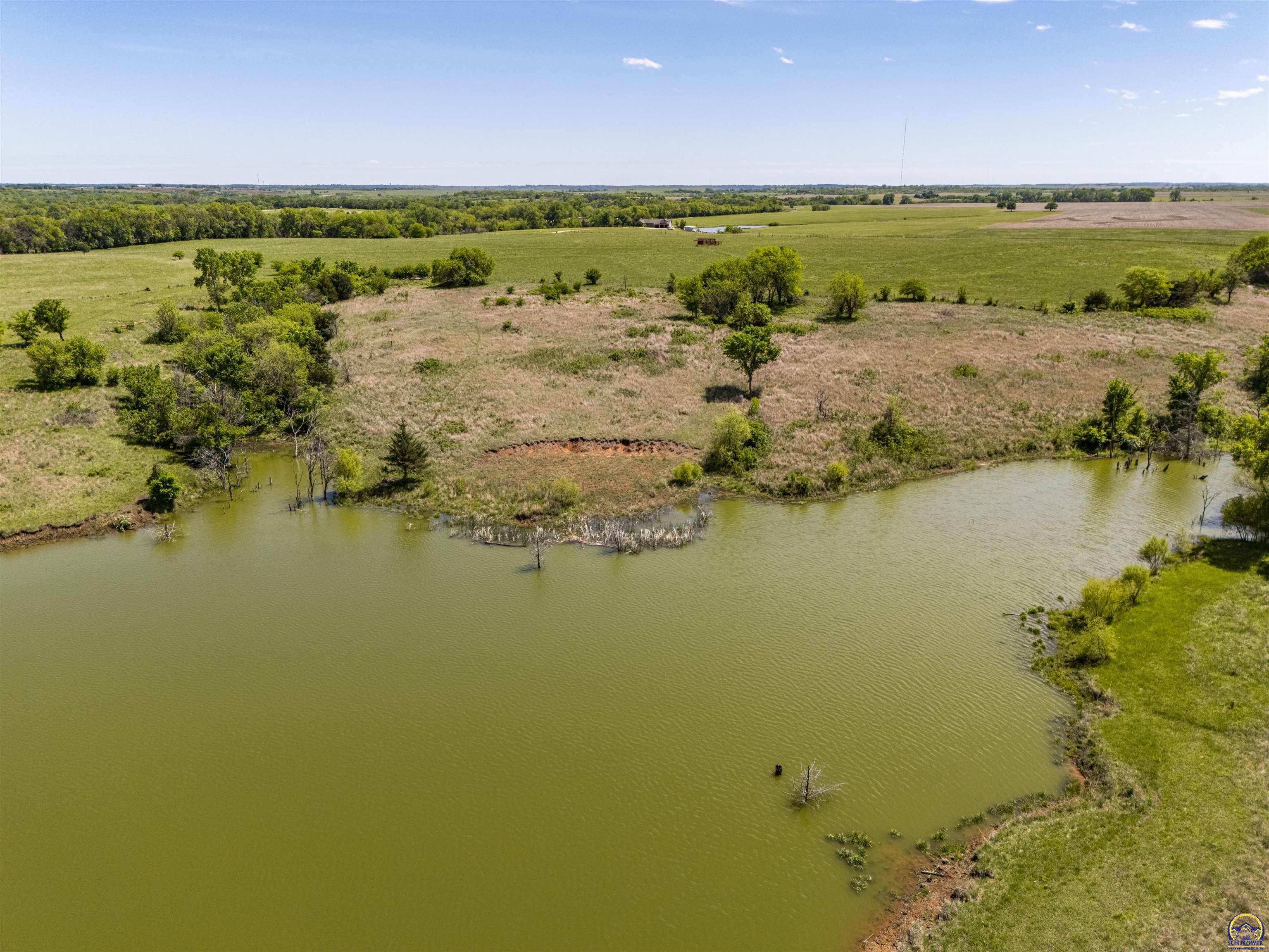 2026 Northwest Douglas Road Topeka, KS 66615 - Photo 56 of 94