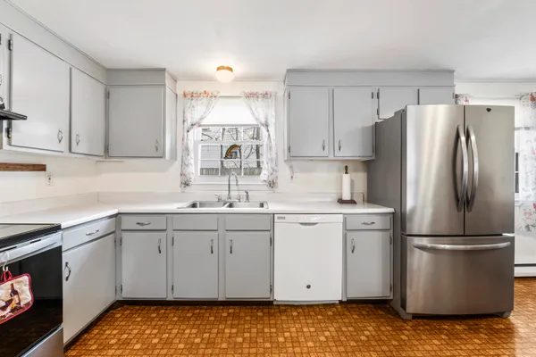 $299,000 | 9 Gerald Street, Bath, ME 04530