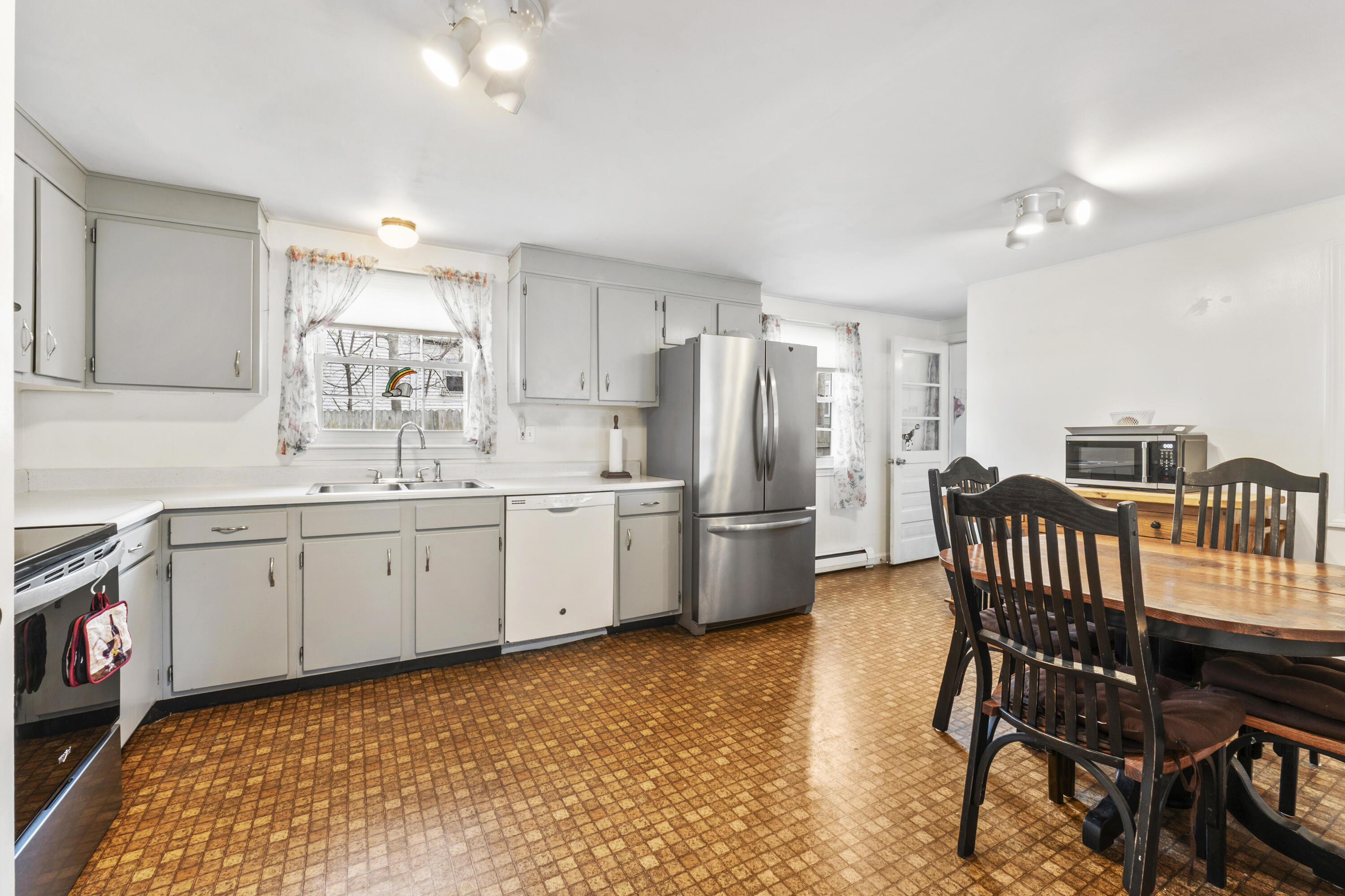 9 Gerald Street Bath, ME 04530 - Photo 15 of 53 9 Gerald St_115