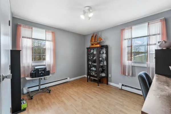 $299,000 | 9 Gerald Street, Bath, ME 04530