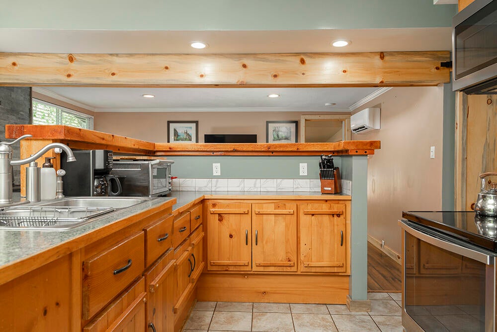 116 Upper Powell Creek Road Williams, OR 97544 - Photo 8 of 48 8