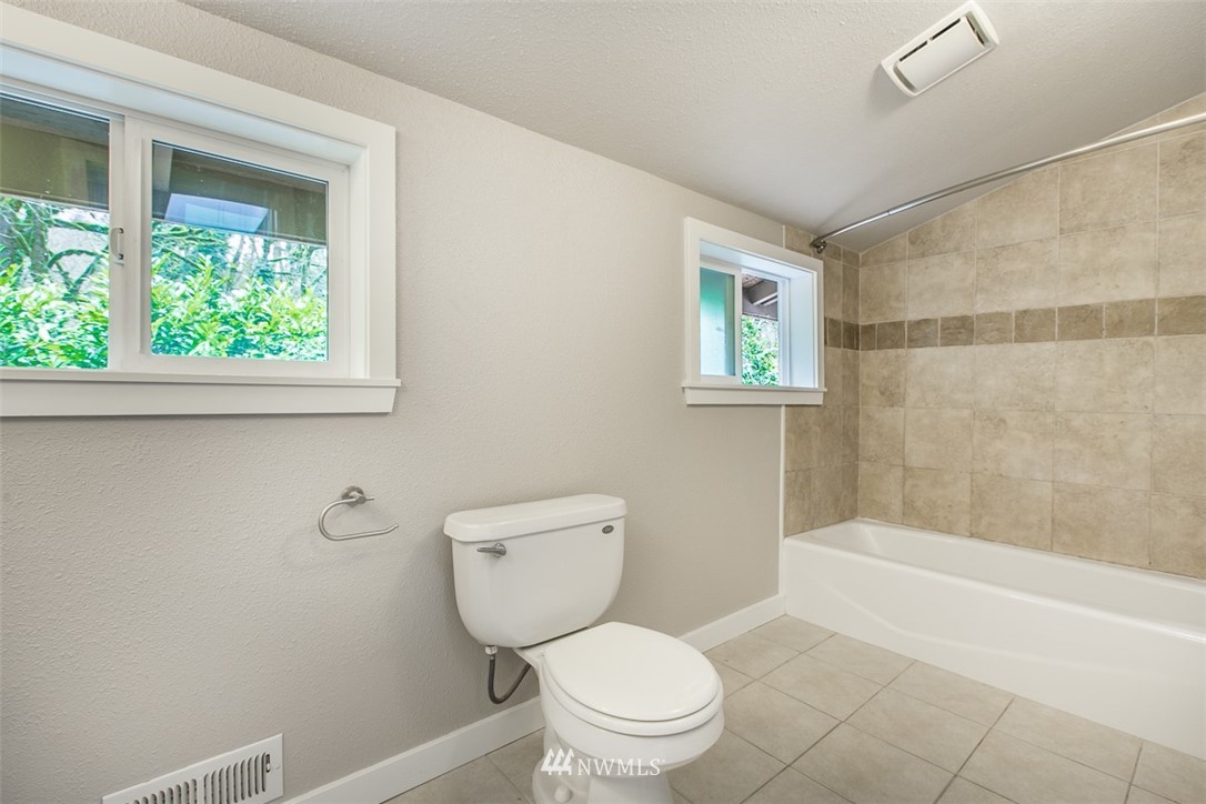 6038 Preston-Fall City Road Southeast Fall City, WA 98024 - Photo 22 of 23 Gallery Image 22