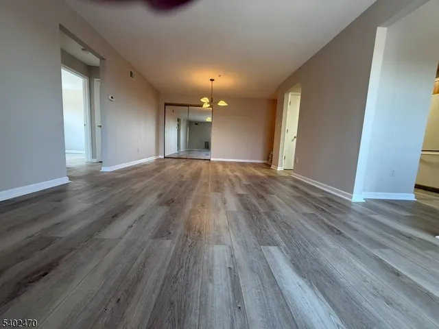 $2,600 | 97 Crestview Lane, Mount Arlington, NJ 07856