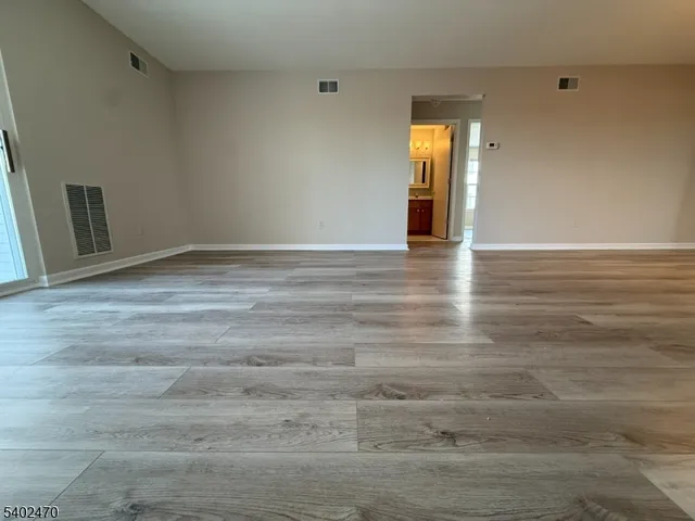 $2,600 | 97 Crestview Lane, Mount Arlington, NJ 07856