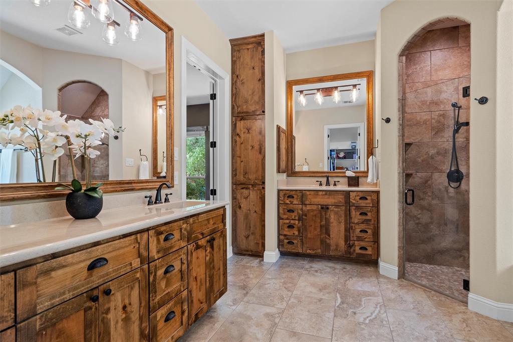 119 Rasha Drive Azle, TX 76020 - Photo 20 of 40 Double Vanities, Walk in Shower