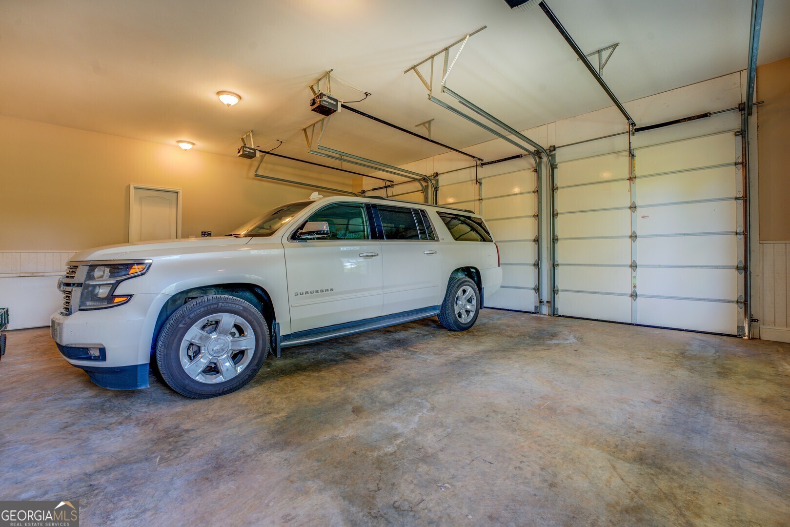 20207 State Highway 11 Monticello, GA 31064 - Photo 68 of 159 a view of a car garage
