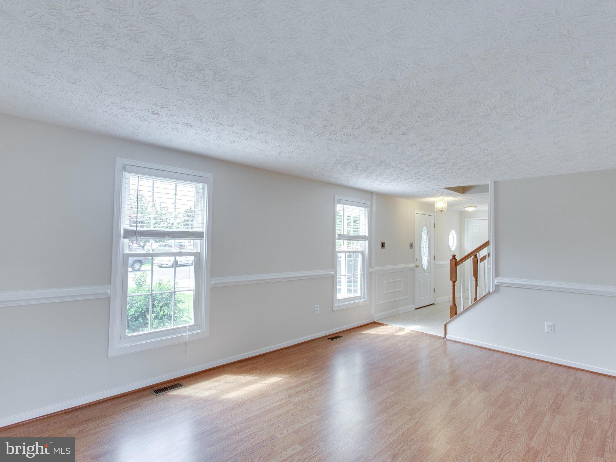 1102 Gresham Road Silver Spring, MD 20904 - Photo 14 of 30 Living Room