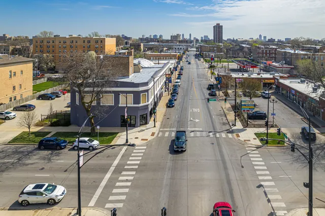 $1,250,000 | 100 East 51st Street, Chicago, IL 60615