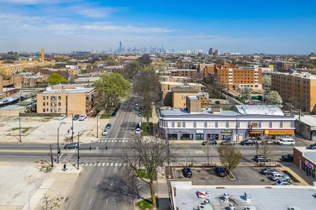 $1,250,000 | 100 East 51st Street, Chicago, IL 60615