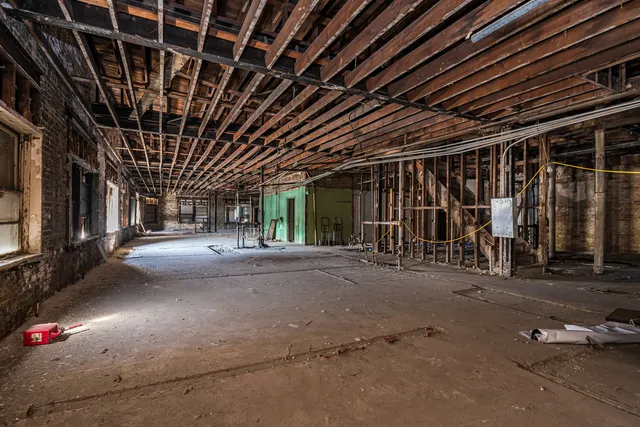 $1,250,000 | 100 East 51st Street, Chicago, IL 60615