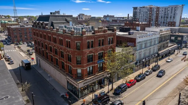 $1,495 | 64 Market Street, Unit 209, Lynn, MA 01901