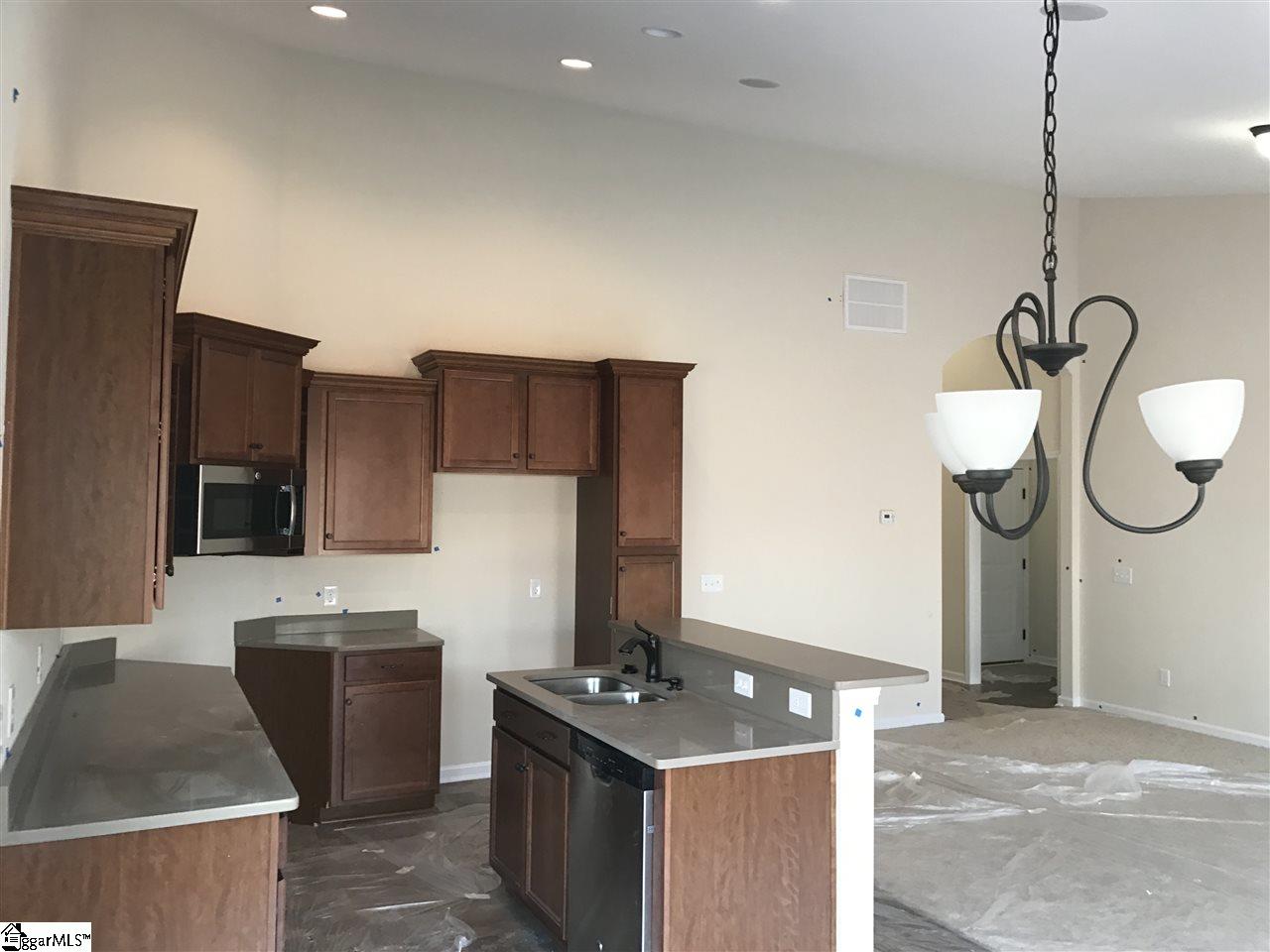 25 Howards End Court Simpsonville, SC 29681 - Photo 6 of 13 Gallery Image 6
