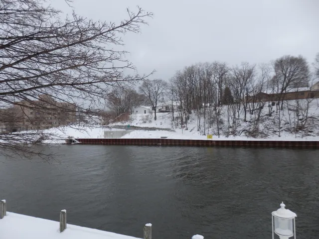 $89,000 | 6th Avenue, Manistee, MI 49660