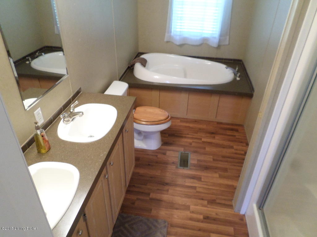 1011 Needham Road Eastview, KY 42732 - Photo 13 of 17 SAM_0284