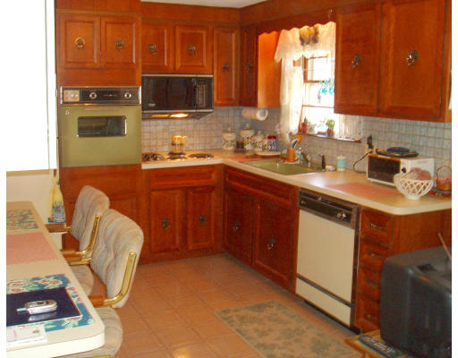 56 Nowell Road Melrose, MA 02176 - Photo 4 of 7 Gallery Image 4