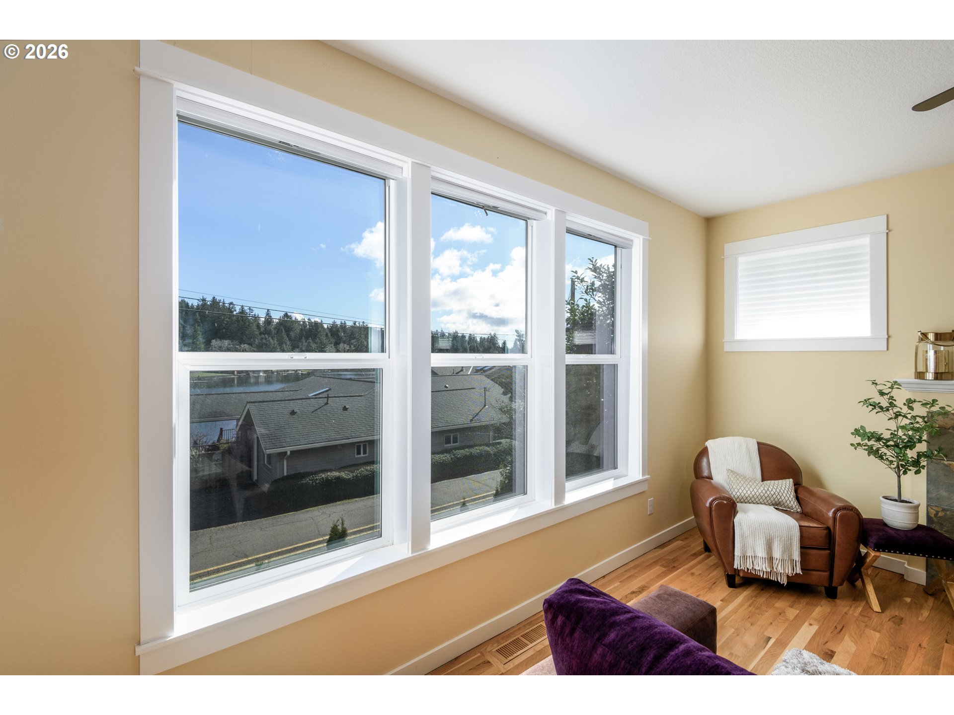 5300 Northeast 49th Street Neotsu, OR 97364 - Photo 10 of 48 a living room with furniture and a window