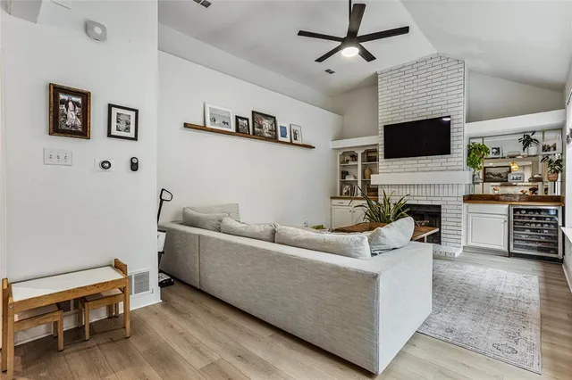 $4,200 | 5325 Cambridge Court, Grapevine, TX 76051