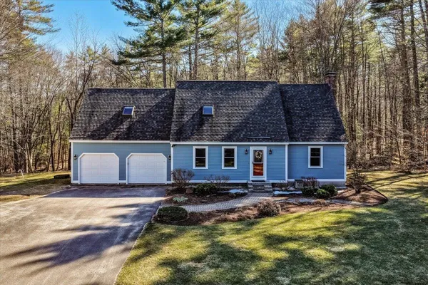 $655,000 | 8 Spillway Lane, Concord, NH 03301