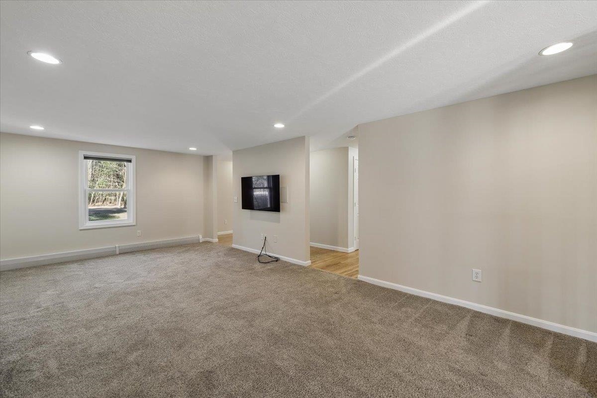 8 Spillway Lane Concord, NH 03301 - Photo 11 of 45