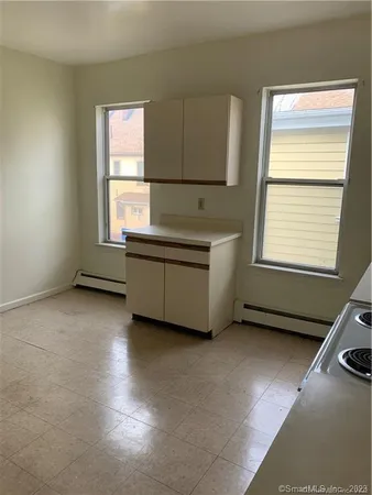 $1,350 | 638 Elm Street, New Haven, CT 06511