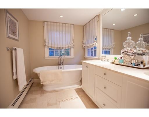 11 Tanglewood Road Wellesley, MA 02481 - Photo 21 of 30