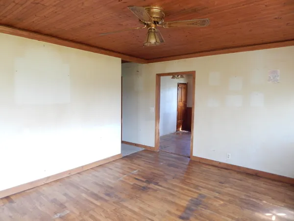 $224,000 | 11392 East Apple Avenue, Ravenna, MI 49451