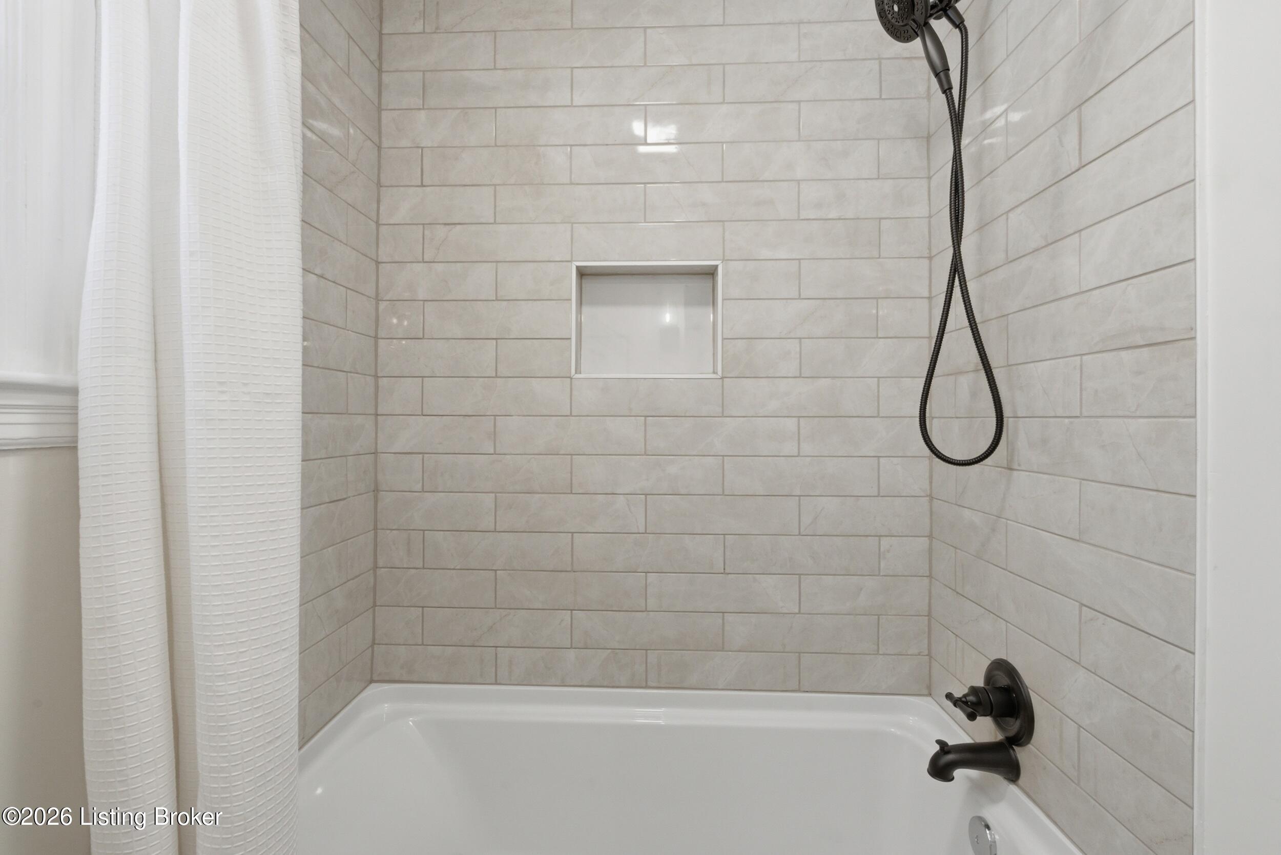 204 North Chadwick Road Louisville, KY 40222 - Photo 30 of 47 Newly renovated hallway bathroom