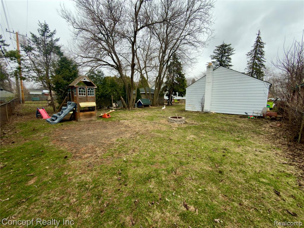 29154 Van Riper Street Flat Rock, MI 48134 - Photo 23 of 24