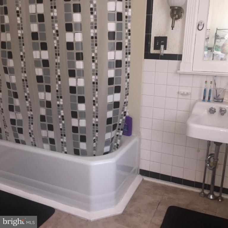 200 Ruby Street Lancaster, PA 17603 - Photo 15 of 20 Gallery Image 15