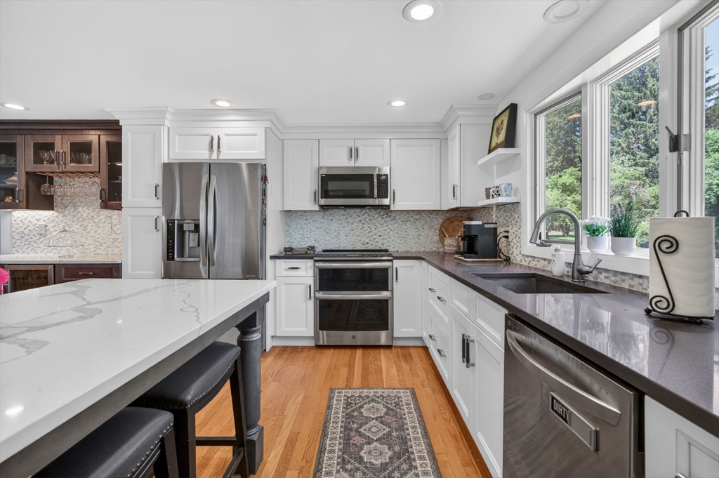 15 Lovejoy Road Andover, MA 01810 - Photo 13 of 42