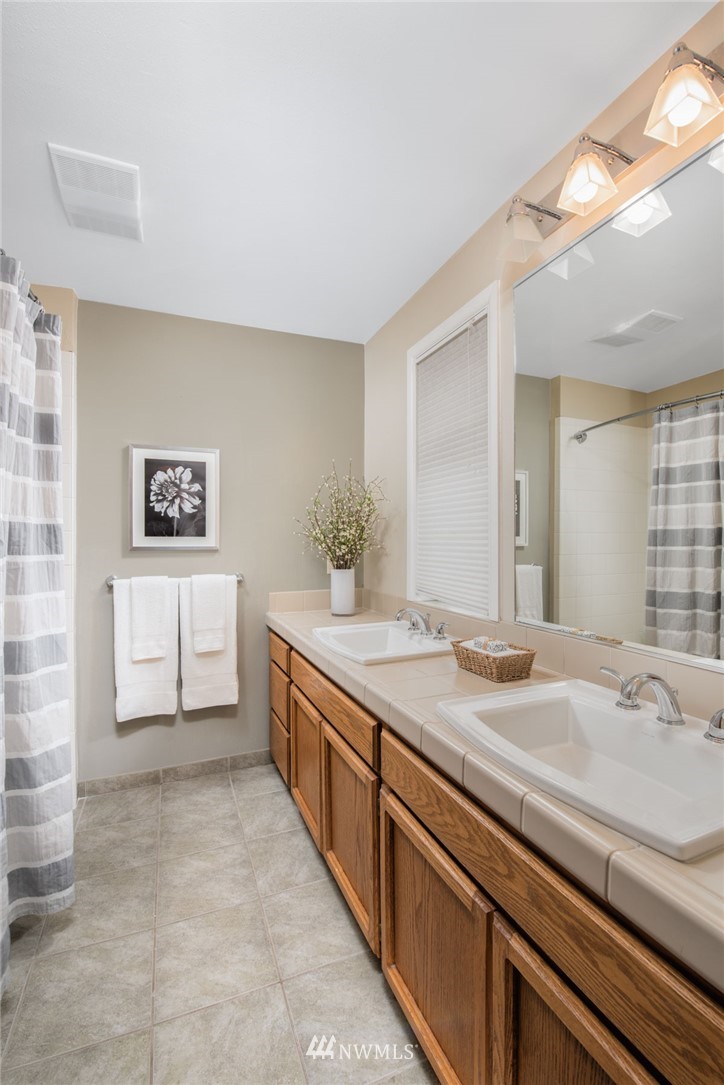 754 North 83rd Street Seattle, WA 98103 - Photo 16 of 25 Gallery Image 16