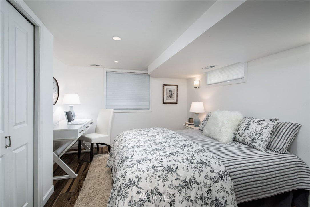 754 North 83rd Street Seattle, WA 98103 - Photo 18 of 25 Gallery Image 18
