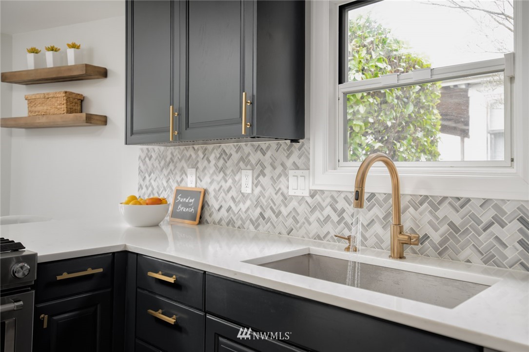 754 North 83rd Street Seattle, WA 98103 - Photo 9 of 25 Gallery Image 9