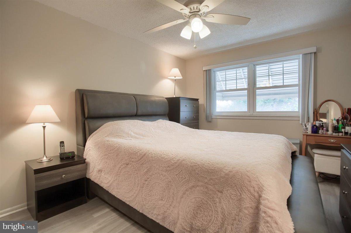 10823 Heflin Road Philadelphia, PA 19154 - Photo 16 of 27 Gallery Image 16