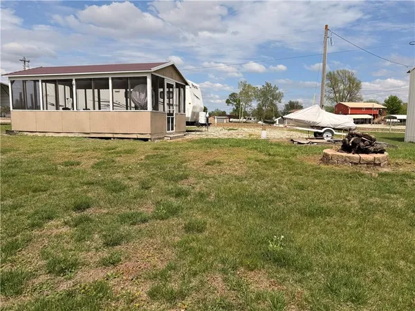 $82,000 | 102 Fairlane Drive, Craig, MO 64437
