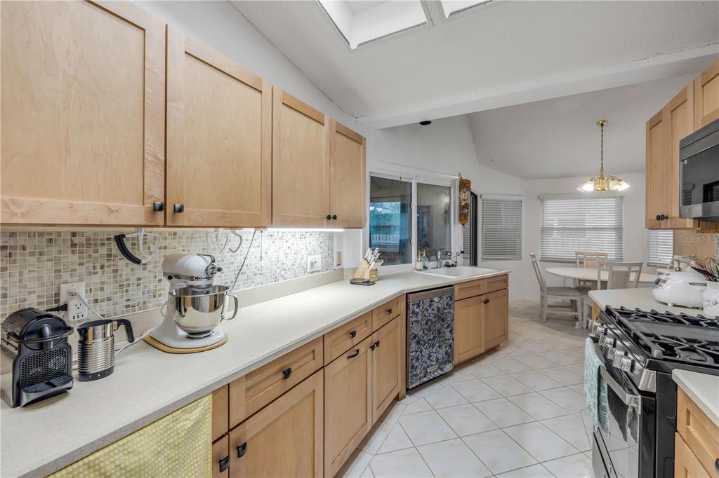 2 Windermere Place Palm Coast, FL 32164 - Photo 6 of 29