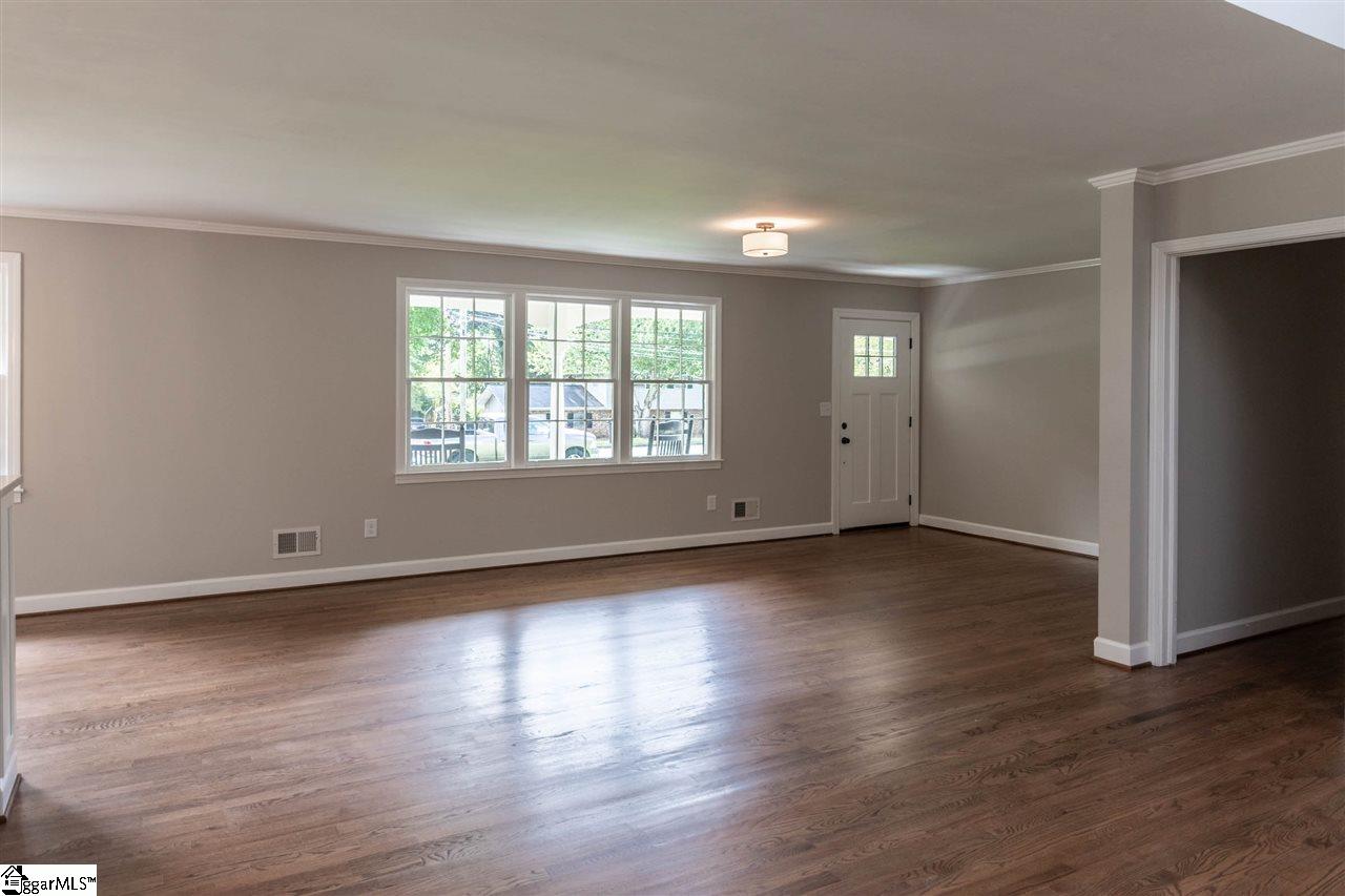 20 Hialeah Road Greenville, SC 29607 - Photo 4 of 27