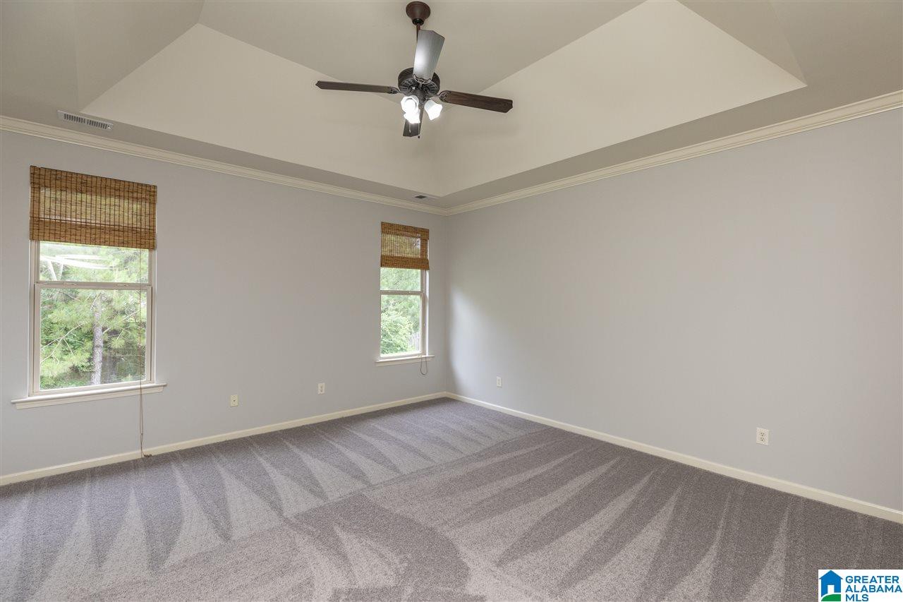 1004 Riviera Drive Calera, AL 35040 - Photo 5 of 38