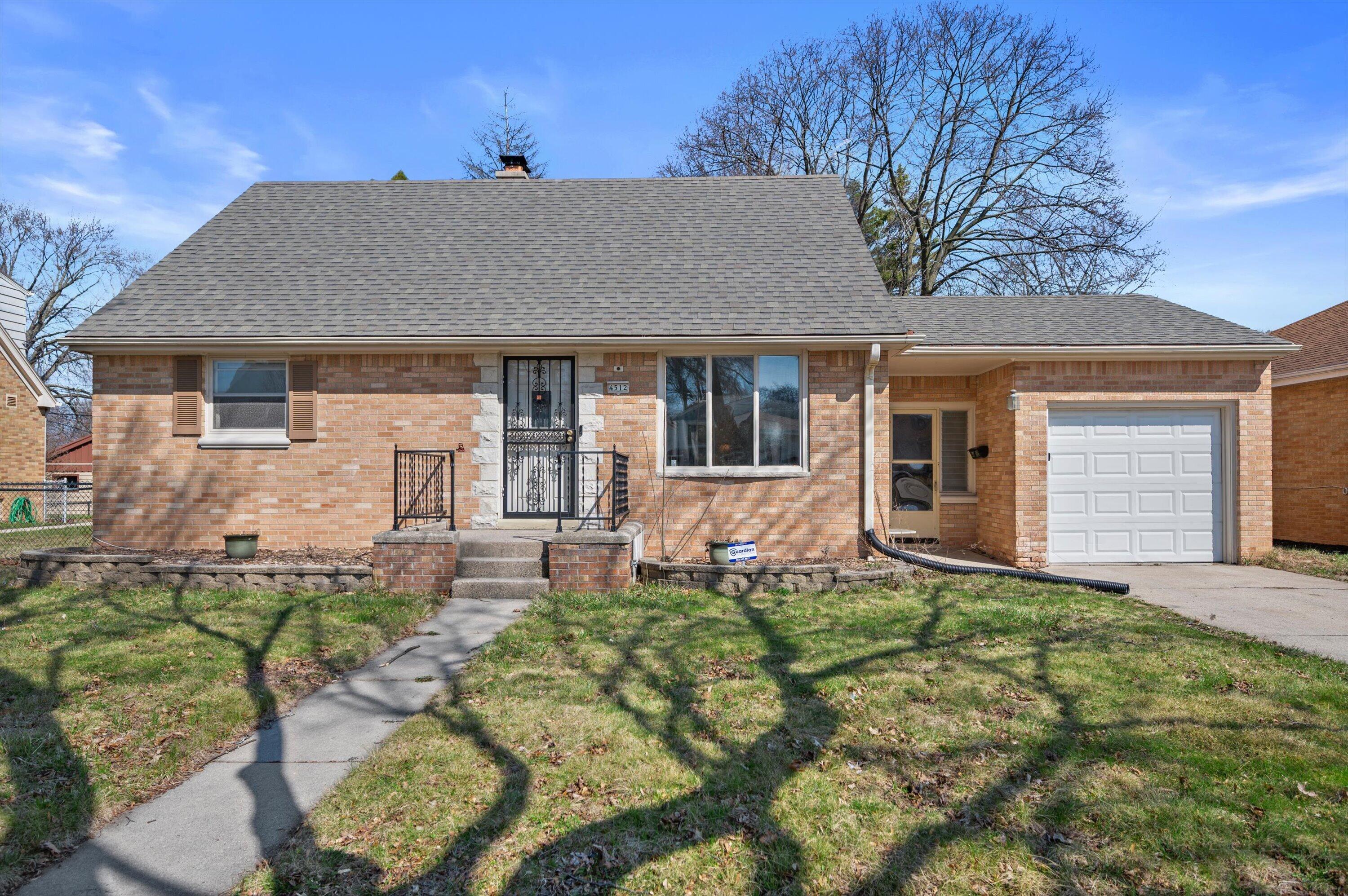 4512 North 71st Street Milwaukee, WI 53218 - Photo 17 of 21 Front