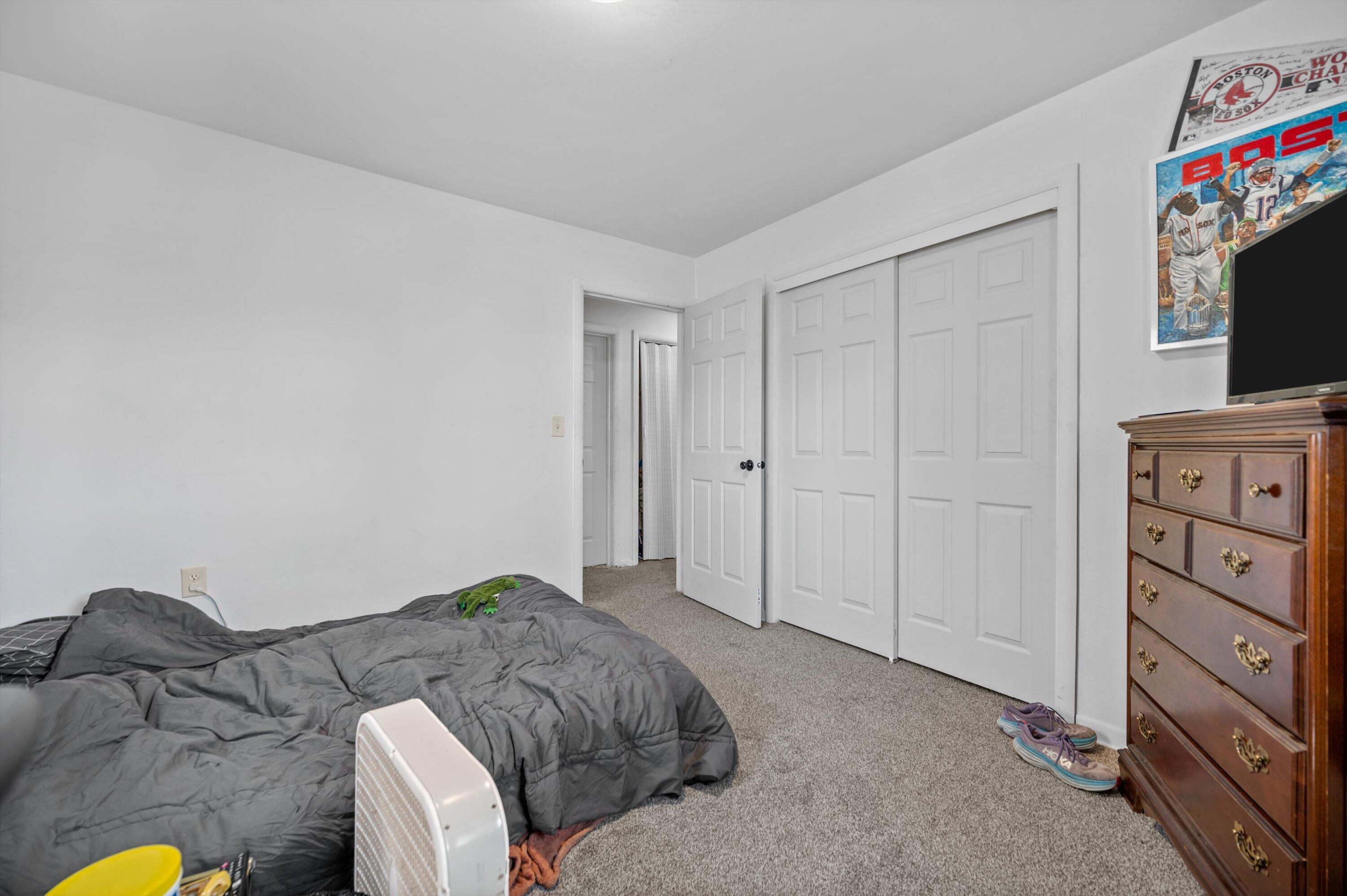 4512 North 71st Street Milwaukee, WI 53218 - Photo 7 of 21 Primary bedroom view 2