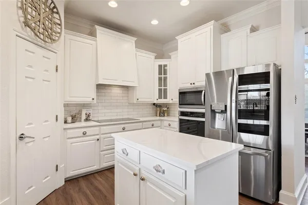 $759,000 | 319 Winding Creek Lane, Waco, TX 76657