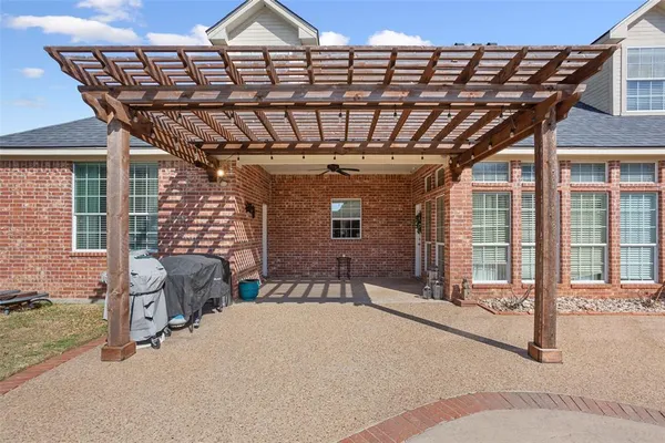 $759,000 | 319 Winding Creek Lane, Waco, TX 76657