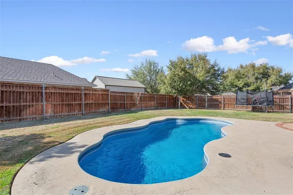 $759,000 | 319 Winding Creek Lane, Waco, TX 76657