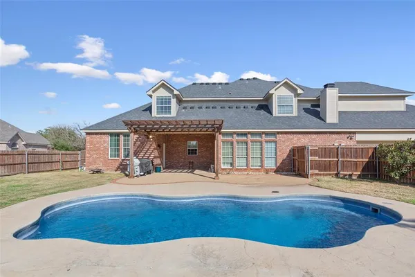 $759,000 | 319 Winding Creek Lane, Waco, TX 76657