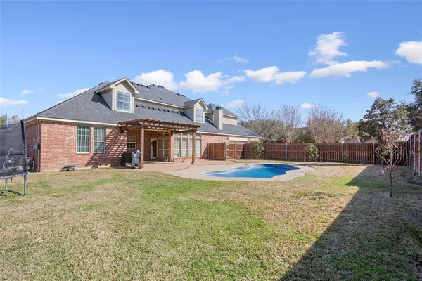 $759,000 | 319 Winding Creek Lane, Waco, TX 76657
