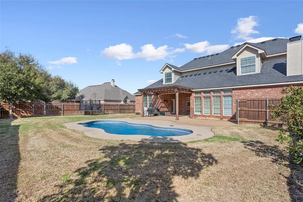 $759,000 | 319 Winding Creek Lane, Waco, TX 76657