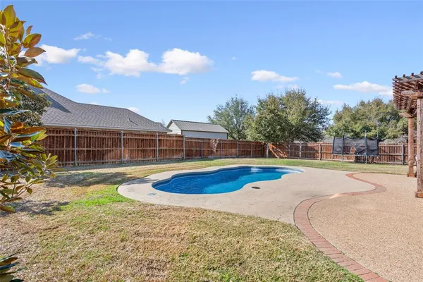 $759,000 | 319 Winding Creek Lane, Waco, TX 76657
