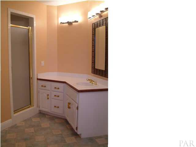 22 Sugarberry Road Pensacola, FL 32514 - Photo 7 of 21 master bath